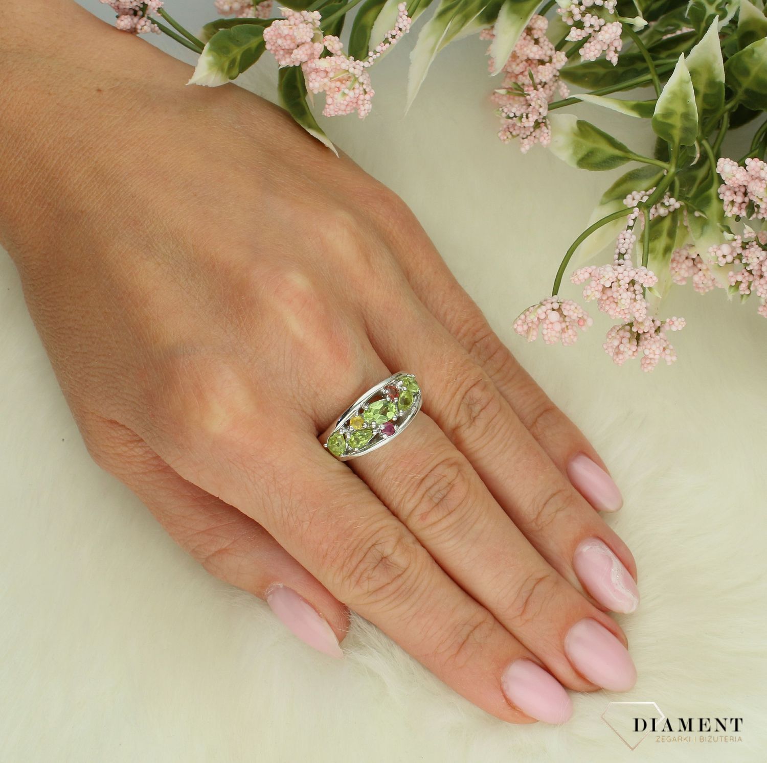 Srebrny pierścionek damski 925 z perydotem, cytryem i rubinem rozmiar 15 P 1200 5.jpg